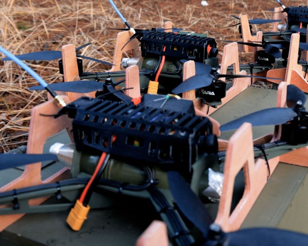 БФ «Велич Життя» та ТОВ «Українська бронетехніка» передали необхідну допомогу військовим—Алла Ландар